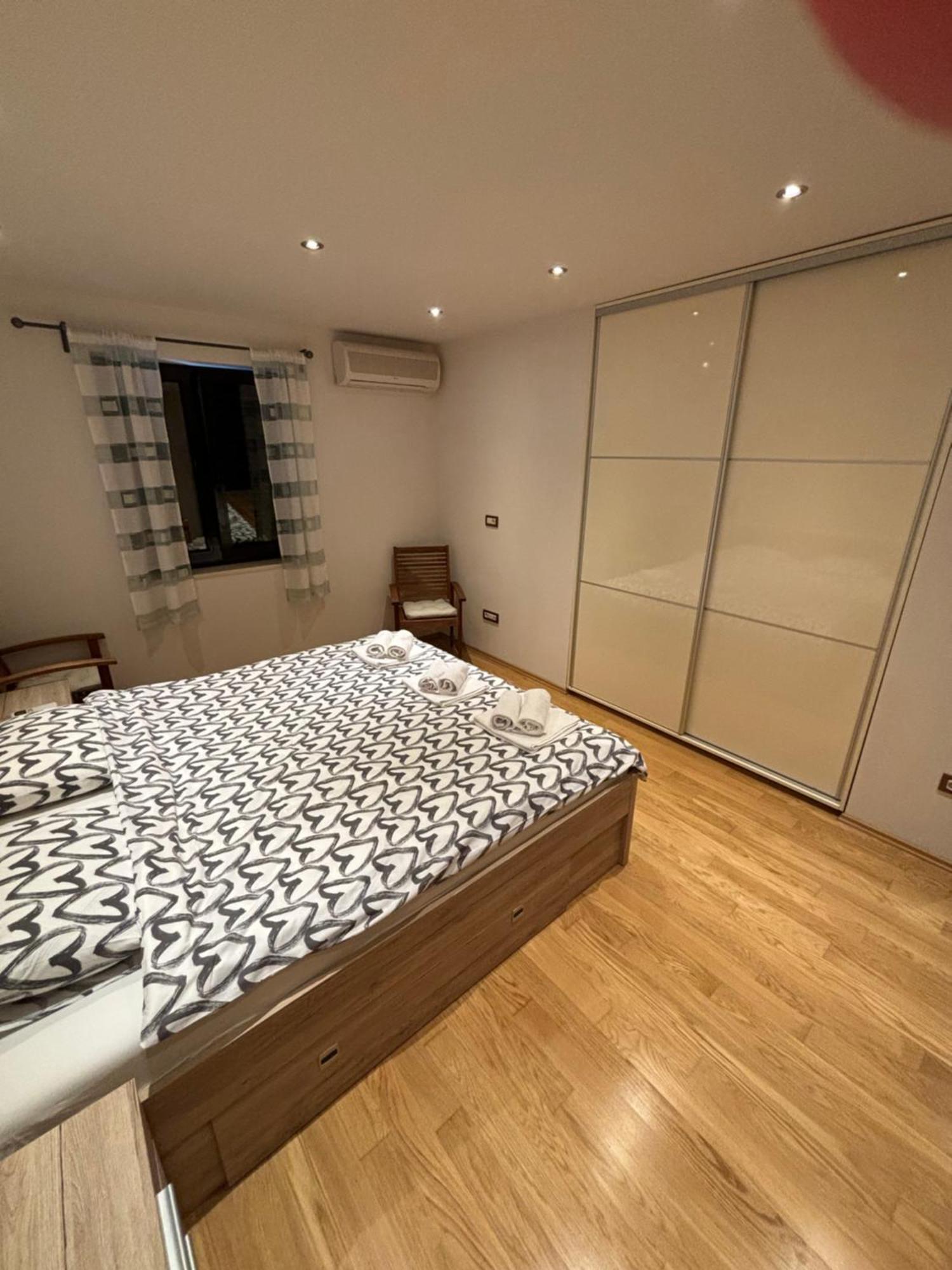 Apartment Verano Njivice Luaran gambar